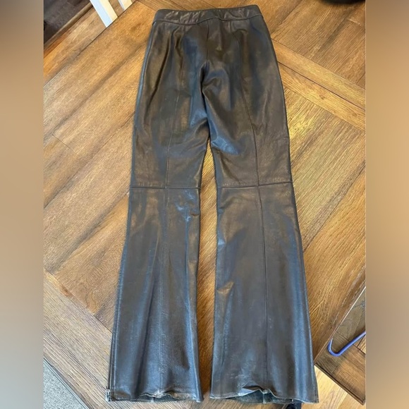 Ladies 0 Danier Black Leather Pants - Picture 9 of 10